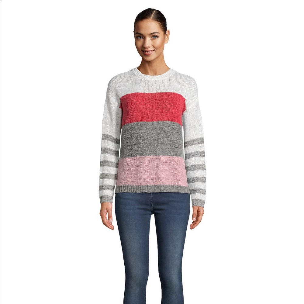 NEW! $88 BB Dakota Cashmere Rose Sweater